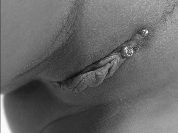 Black And White Pussy Pierced; Babe Hot Erotic Shaved Pussy 