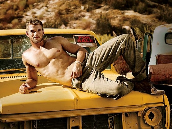 Kellan Lutz...; Men 