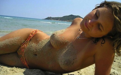 Girlfriend topless at the beach; Brunette 