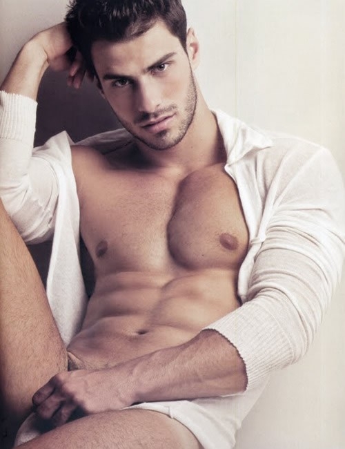 Lucas Malvacini; Men 