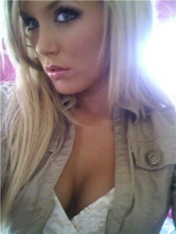 Amateur Girls Facebook pics and more; Amateur Babe Blonde Teen 